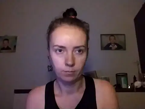 Snapshot of JenniferAlone chatting on 07.05.26 JenniferAlone online show from 07.05.26