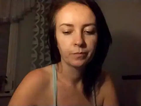 Snapshot of JenniferAlone chatting on 07.14.26 JenniferAlone online show from 07.14.26