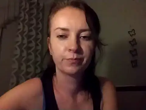 Snapshot of JenniferAlone chatting on 07.16.26 JenniferAlone online show from 07.16.26