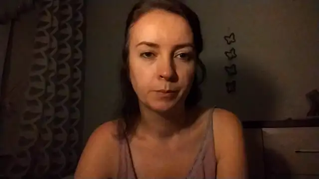 Snapshot of JenniferAlone chatting on 07.18.26 JenniferAlone online show from 07.18.26