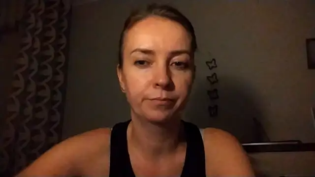Snapshot of JenniferAlone chatting on 07.19.26 JenniferAlone online show from 07.19.26