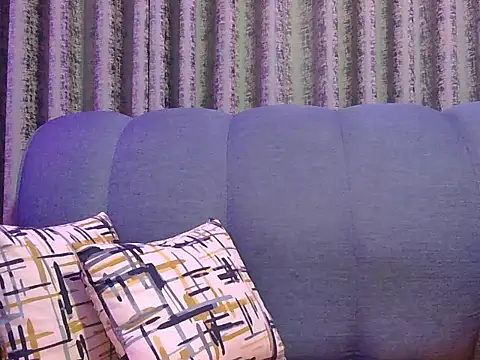Snapshot of karalyn1 chatting on 06.15.26 karalyn1 online show from 06.15.26