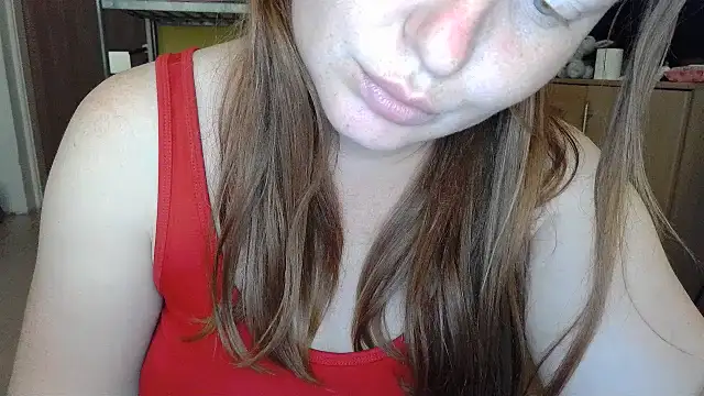 Snapshot of Butterfly_PL chatting on 06.24.26 Butterfly PL online show from 06.24.26