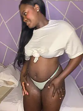 Snapshot of Ebony_Rose1 chatting on 06.11.26 Ebony Rose1 online show from 06.11.26