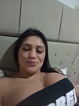Snapshot of Milabri chatting on 06.17.26 Milabri online show from 06.17.26