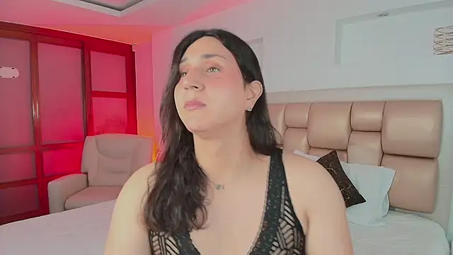 Snapshot of AryloverX chatting on 07.28.26 AryloverX online show from 07.28.26