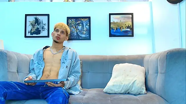 Snapshot of Hot_skinny_guys chatting on 07.22.26 Hot skinny guys online show from 07.22.26