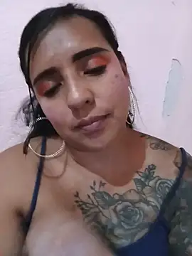 Snapshot of Arennita chatting on 06.11.26 Arennita online show from 06.11.26