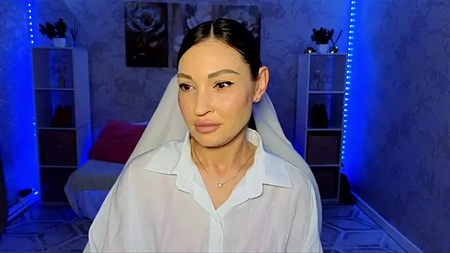 NikoleMills online show from 07.07.26