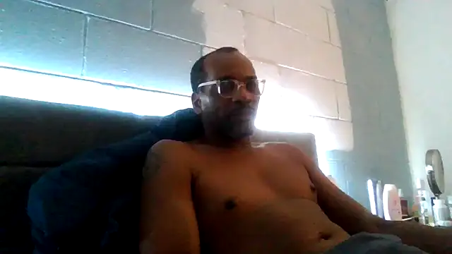 Snapshot of WildCravings chatting on 07.03.26 WildCravings online show from 07.03.26
