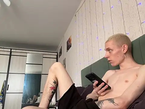 Snapshot of I_K_A chatting on 07.16.26 I K A online show from 07.16.26