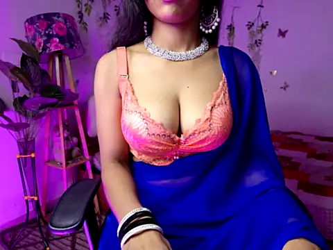 Snapshot of Sizzling_queen69 chatting on 07.24.26 Sizzling queen69 online show from 07.24.26