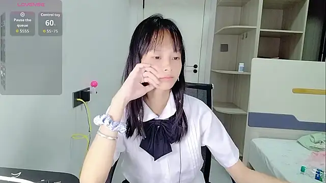 Snapshot of xiaoyu-22 chatting on 06.11.26 xiaoyu-22 online show from 06.11.26