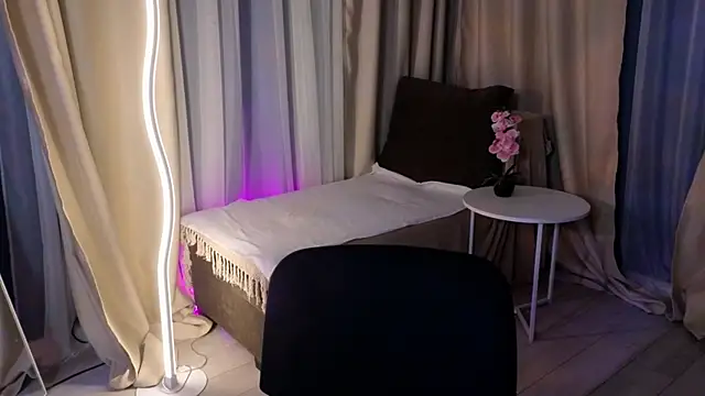 memymee  online show from 06.21.26