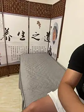 qujing002 online show from 07.26.26