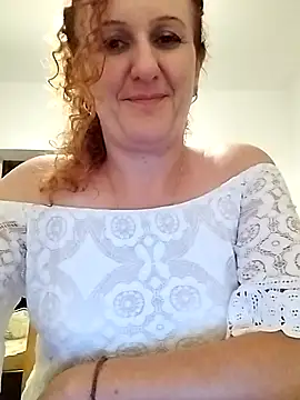 Snapshot of KarinaFlower99 chatting on 06.28.26 KarinaFlower99 online show from 06.28.26