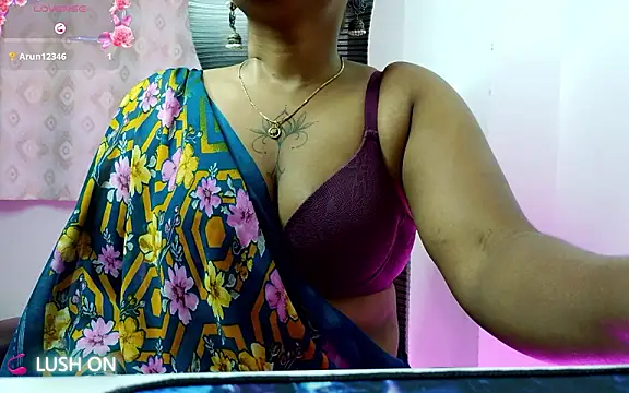 Snapshot of I_am_amisha chatting on 06.14.26 I am amisha online show from 06.14.26