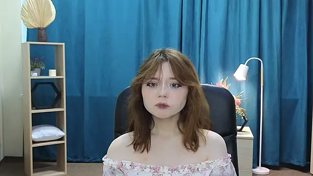 Snapshot of JacqulineGaretson chatting on 06.15.26 JacqulineGaretson online show from 06.15.26