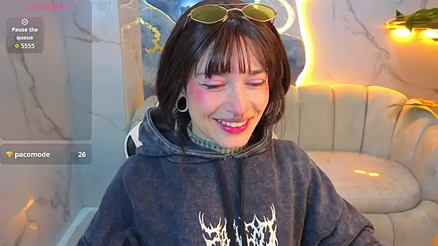 Lily Tx online show from 07.28.26