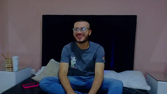 Snapshot of Matia_Zelvya chatting on 06.26.26 Matia Zelvya online show from 06.26.26