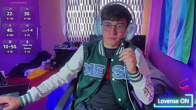 Snapshot of Angelito_Twink chatting on 06.19.26 Angelito Twink online show from 06.19.26