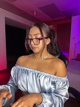 Snapshot of Cattleya_Love chatting on 07.15.26 Cattleya Love online show from 07.15.26