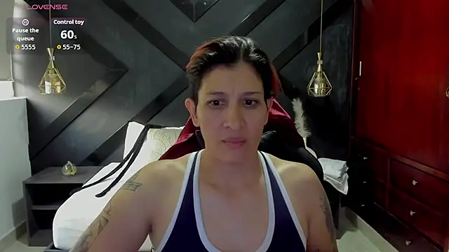 Snapshot of mistress_flame chatting on 06.19.26 mistress flame online show from 06.19.26