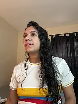 Snapshot of Veronica_M chatting on 06.27.26 Veronica M online show from 06.27.26