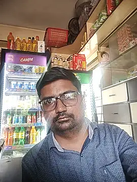 Snapshot of dhirusury050625 chatting on 06.12.26 dhirusury050625 online show from 06.12.26