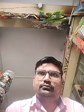 Snapshot of dhirusury050625 chatting on 06.13.26 dhirusury050625 online show from 06.13.26
