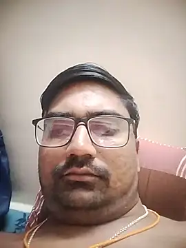 Snapshot of dhirusury050625 chatting on 06.22.26 dhirusury050625 online show from 06.22.26