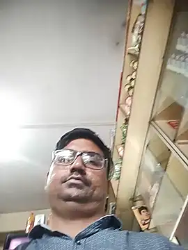 Snapshot of dhirusury050625 chatting on 07.03.26 dhirusury050625 online show from 07.03.26