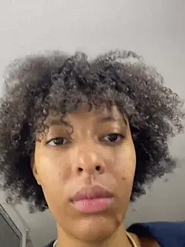 Snapshot of Kiara_Kamau_XXX chatting on 07.17.26 Kiara Kamau XXX online show from 07.17.26