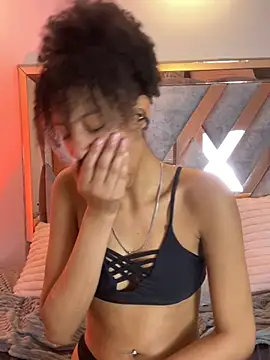 Snapshot of Kiara_Kamau_XXX chatting on 07.28.26 Kiara Kamau XXX online show from 07.28.26