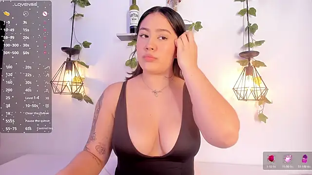 Snapshot of aisha_duque_ chatting on 07.21.26 aisha duque online show from 07.21.26