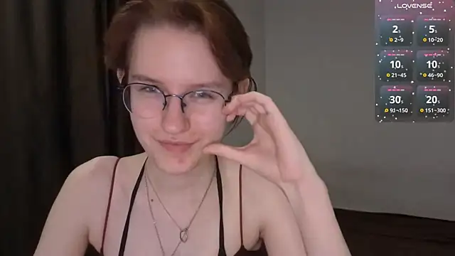 Snapshot of PliantMissus chatting on 06.26.26 PliantMissus online show from 06.26.26
