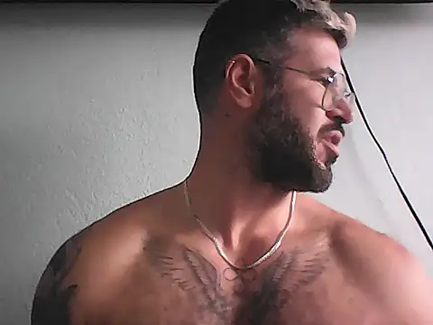 Snapshot of mrbighairychest chatting on 07.10.26 mrbighairychest online show from 07.10.26
