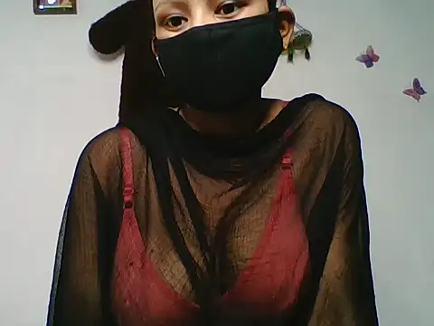 Snapshot of RADHIKA_SINGH8 chatting on 06.19.26 RADHIKA SINGH8 online show from 06.19.26
