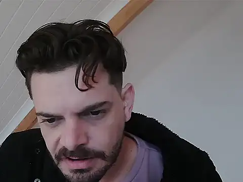 Snapshot of SAthickDICKtightHOLE chatting on 06.18.26 SAthickDICKtightHOLE online show from 06.18.26