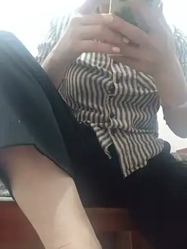 Snapshot of Bong_Hoa chatting on 07.25.26 Bong Hoa online show from 07.25.26