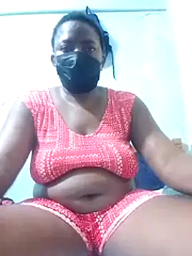 Snapshot of Thickmom3 chatting on 06.26.26 Thickmom3 online show from 06.26.26
