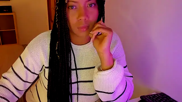 NicolePasqualott online show from 09.28.25