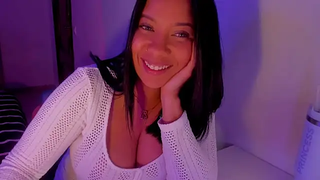 NicolePasqualott online show from 04.14.26