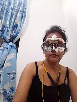 Snapshot of Indianbhaabhi chatting on 07.17.26 Indianbhaabhi online show from 07.17.26