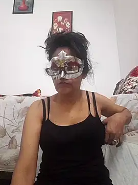 Snapshot of Indianbhaabhi chatting on 07.28.26 Indianbhaabhi online show from 07.28.26