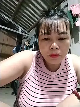Snapshot of -Lemi- chatting on 07.15.26 -Lemi- online show from 07.15.26
