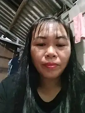 Snapshot of -Lemi- chatting on 07.17.26 -Lemi- online show from 07.17.26