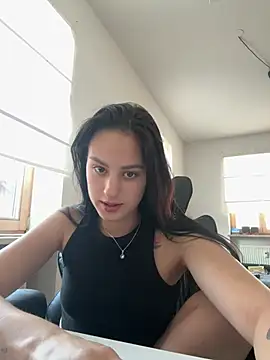 MisssMiaaa17 online show from 06.25.26