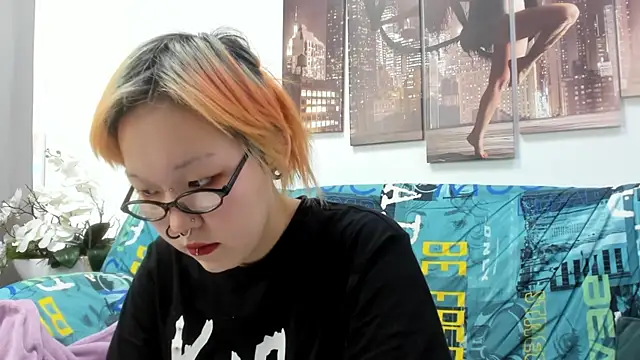 Snapshot of Cute__Kiko chatting on 07.07.26 Cute Kiko online show from 07.07.26
