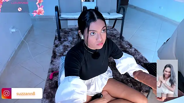 Snapshot of SUZZAN-R chatting on 06.19.26 SUZZAN-R online show from 06.19.26